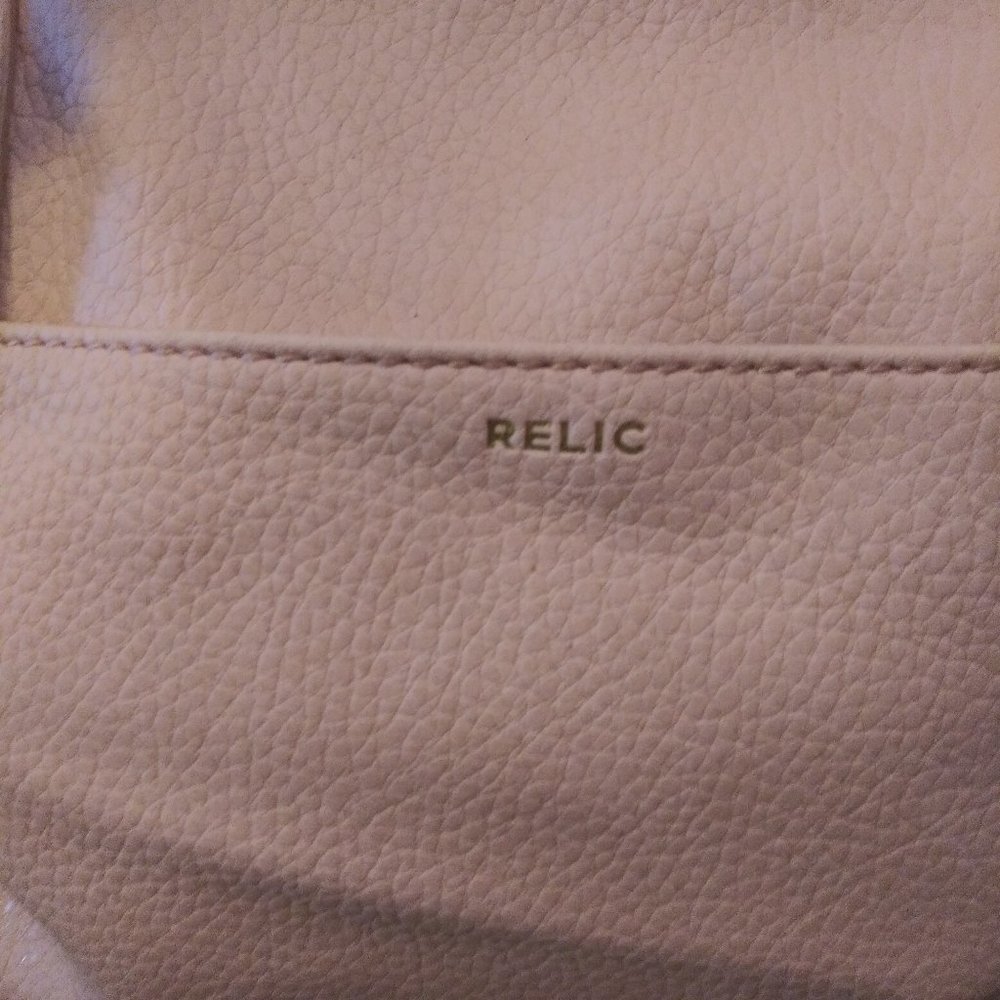 1546 Relic Pink Leather Shoulder Bag - Picture 2 of 7